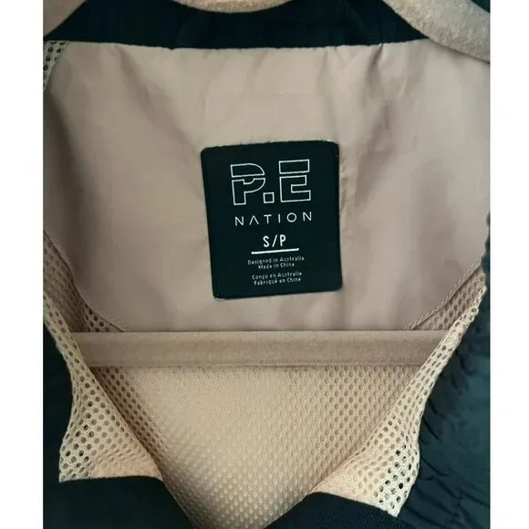 P.E Nation windbreaker jacket - Picture 3 of 3